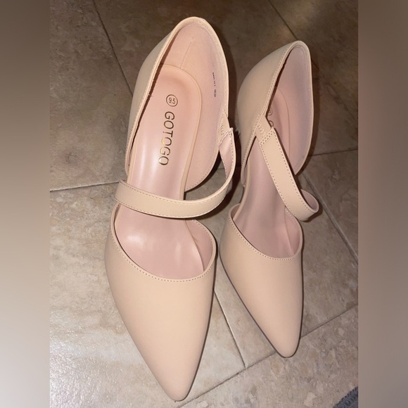 Women's Closed Toe Heel Pumps size 9.5 - Picture 11 of 12